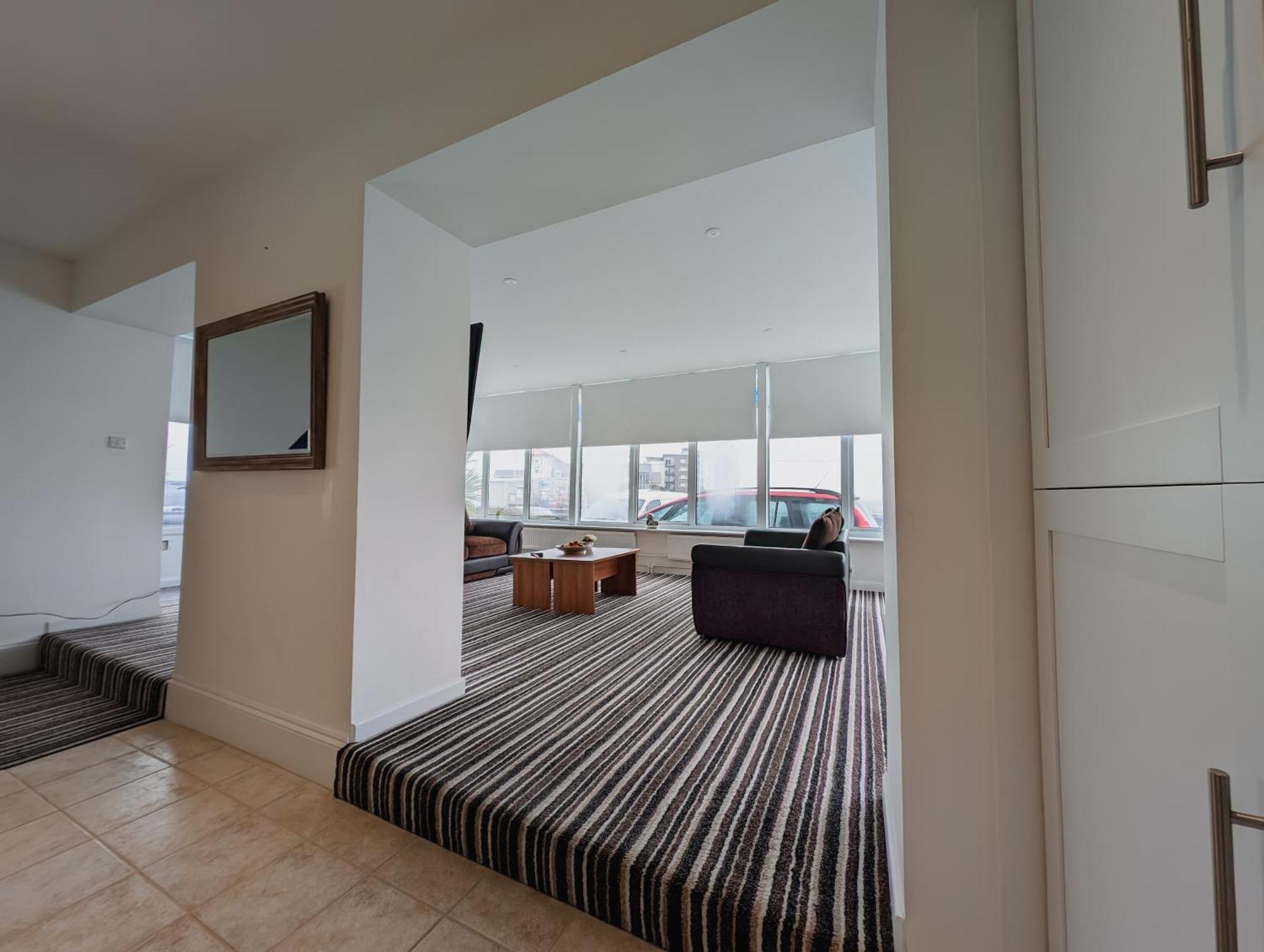 Bay & Harbour Holiday Apartments & Rooms Only Weston-super-Mare Exterior foto
