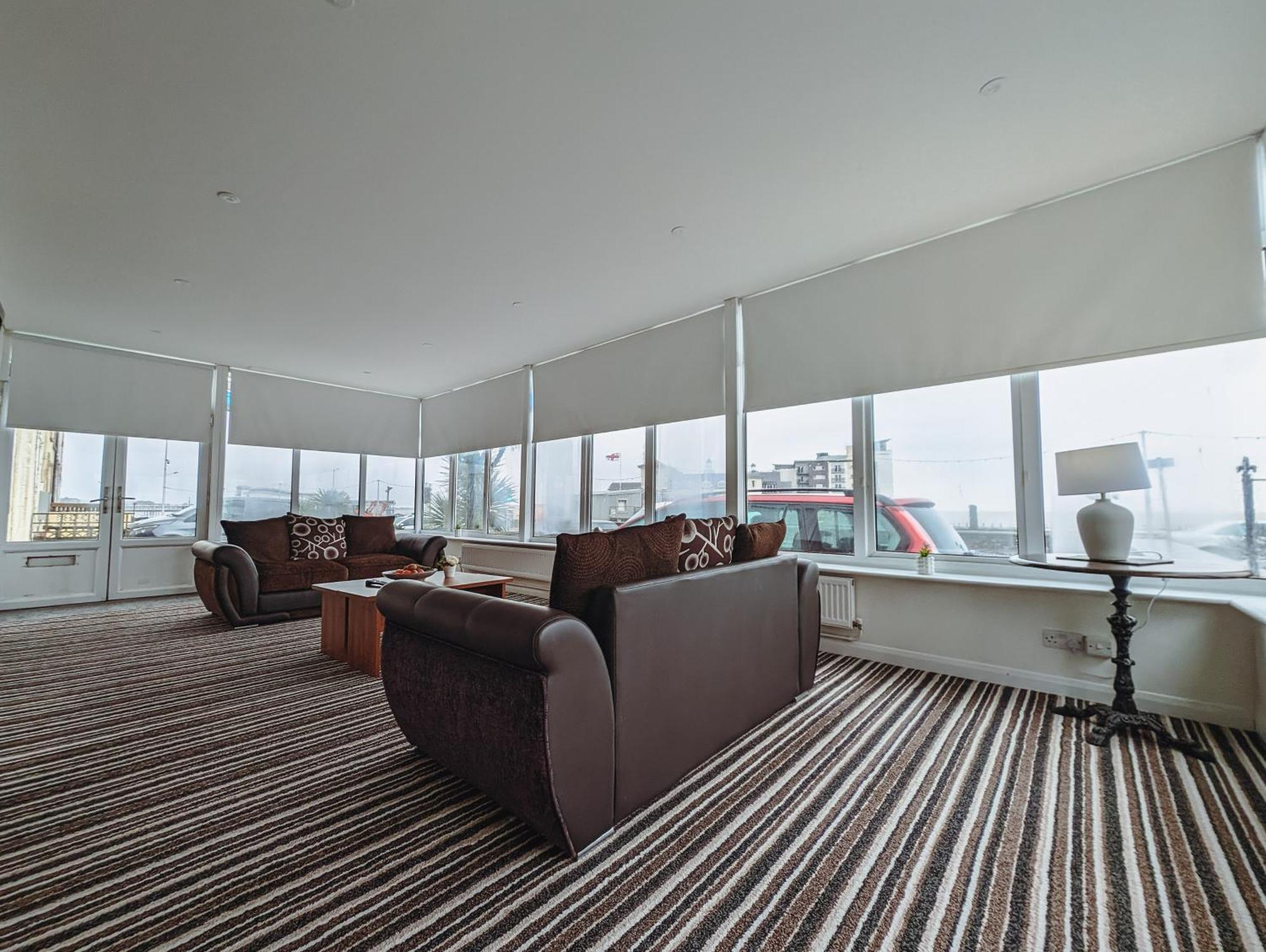 Bay & Harbour Holiday Apartments & Rooms Only Weston-super-Mare Exterior foto