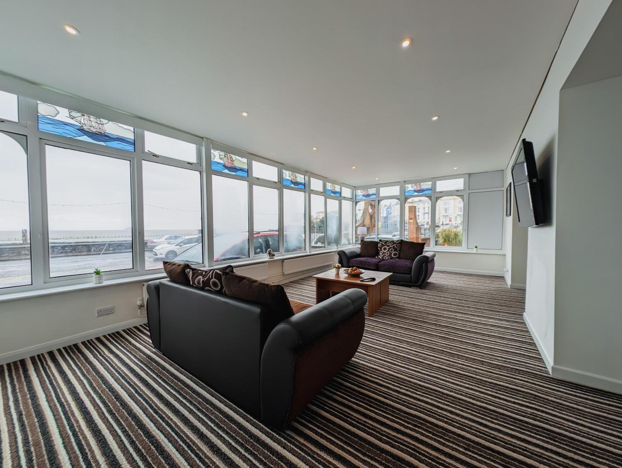 Bay & Harbour Holiday Apartments & Rooms Only Weston-super-Mare Exterior foto