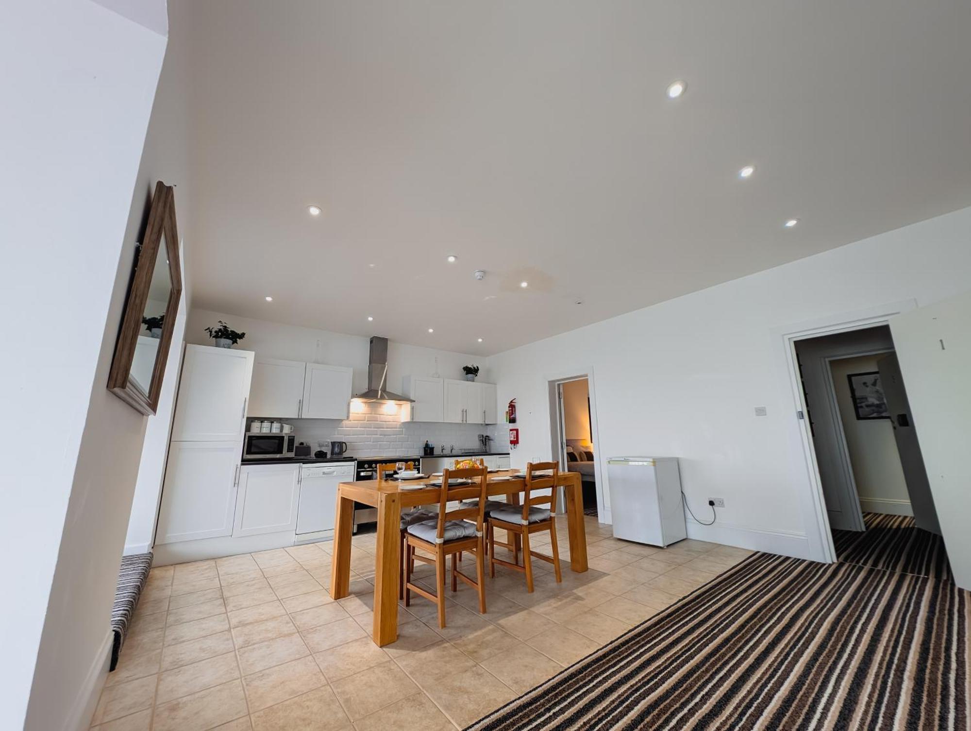 Bay & Harbour Holiday Apartments & Rooms Only Weston-super-Mare Exterior foto