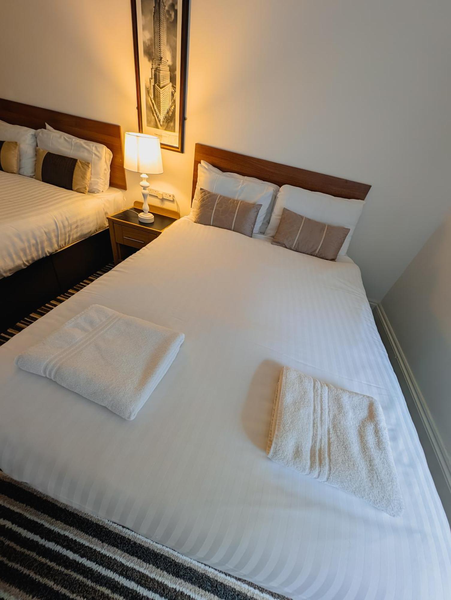 Bay & Harbour Holiday Apartments & Rooms Only Weston-super-Mare Exterior foto